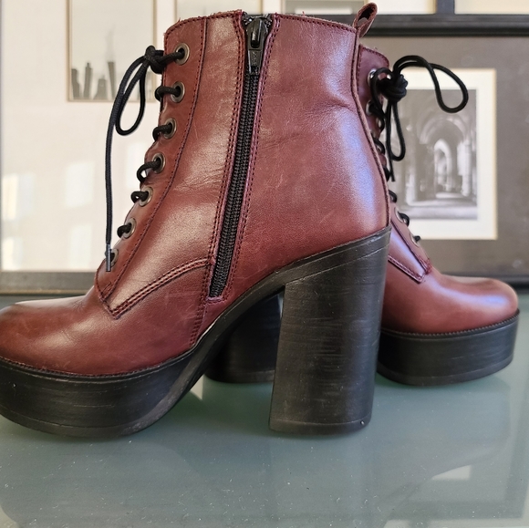 STEVE MADDEN GELSEY BOOTS - Picture 9 of 10